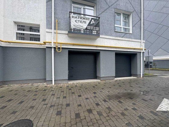 Великий гараж з ремонтом. ЖК ЛЕВАДА ЗАТИШНА. Можна під комерцію Івано-Франківськ