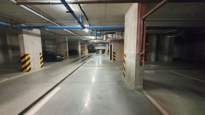Продам паркомісце в ЖК "Центральний 2", м. Ірпінь - фото 1