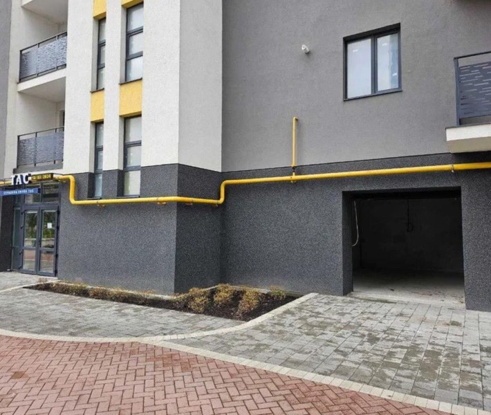 Гараж 23 м2 біля ТЦ Велес, новий, у новобудові - фото 1