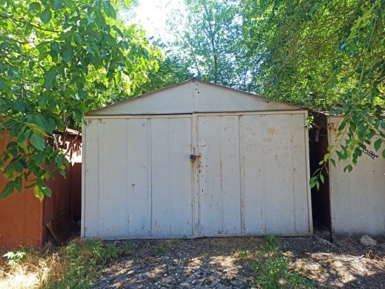 Продам гараж під легкове авто Кривий Ріг