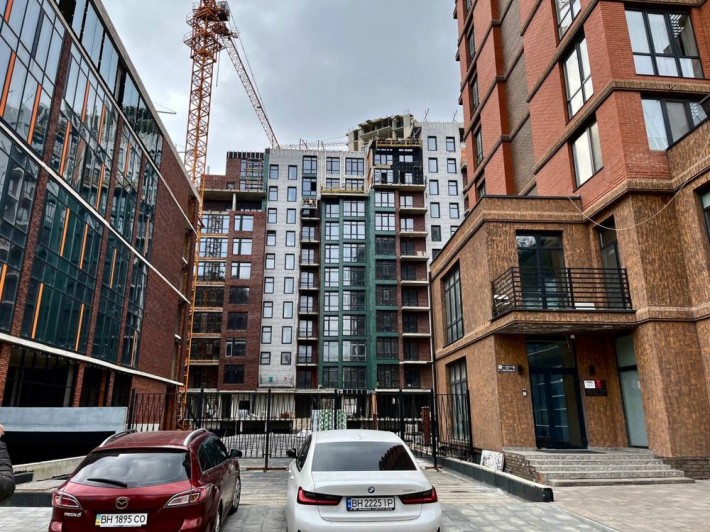 Продам БЕЗ КОМИССИИ ЖК Дерби Derby 4 ст Фонтана Красный кирпич - фото 1