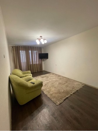 Продам 2х комнатная Салтовка Амосова23 - фото 1