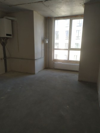 Продається  1к квартира,  5 пов.,ліфт, газове опалення, 3 км від Києва - фото 1