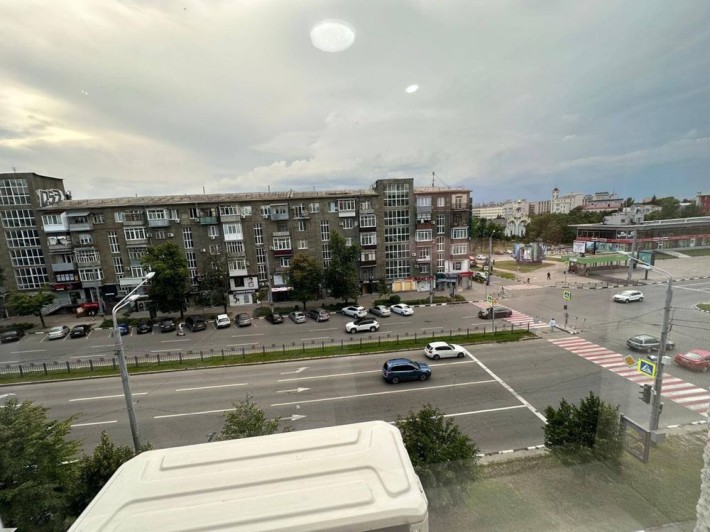 Продам 2 кімнатну квартиру в Центрі Харкова проспект Науки 12 - фото 1