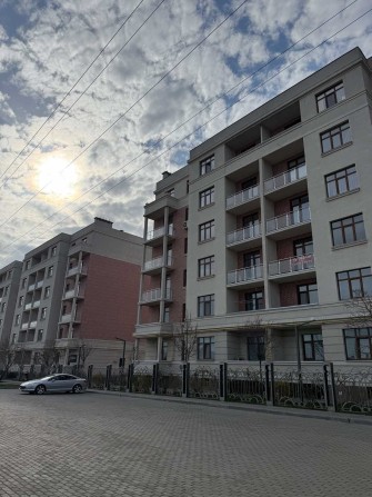 Продам 1-ком. апартамент в ЖК «Парк Совиньон»! - фото 1
