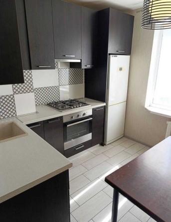 Продам красивую 1 комнатную квартиру - фото 1