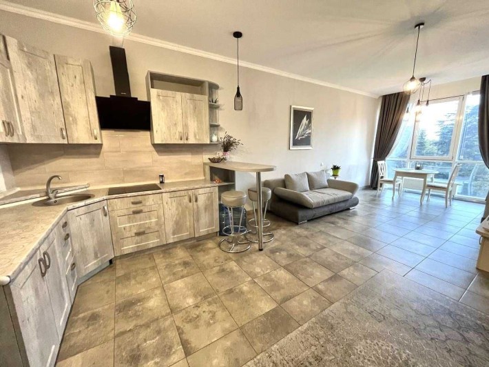 ФРАНЦУЗКИЙ БУЛЬВАР Продам 1 ком квартира в ЖК GREENWOOD (52.2 м2) - фото 1