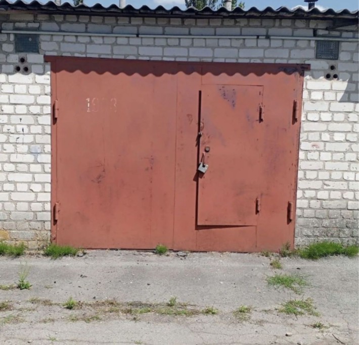 Продам гараж в кооперативе Ротор на Шуменском - фото 1