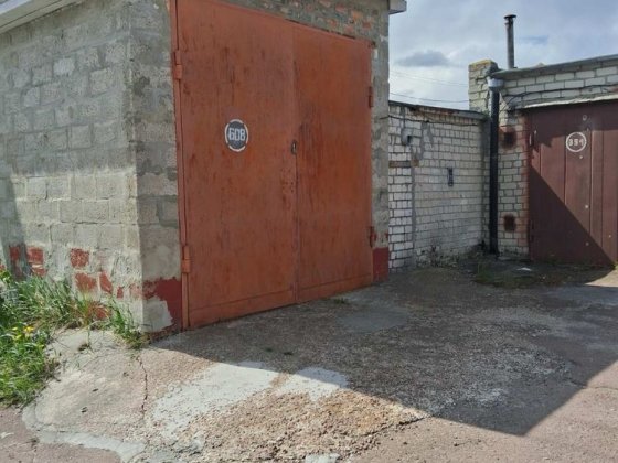 Великий гараж в АК 26 район ринку Нива Чернигов