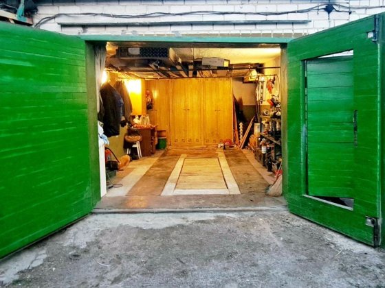 Гараж ак 16 біля Епіцентру Чернигов