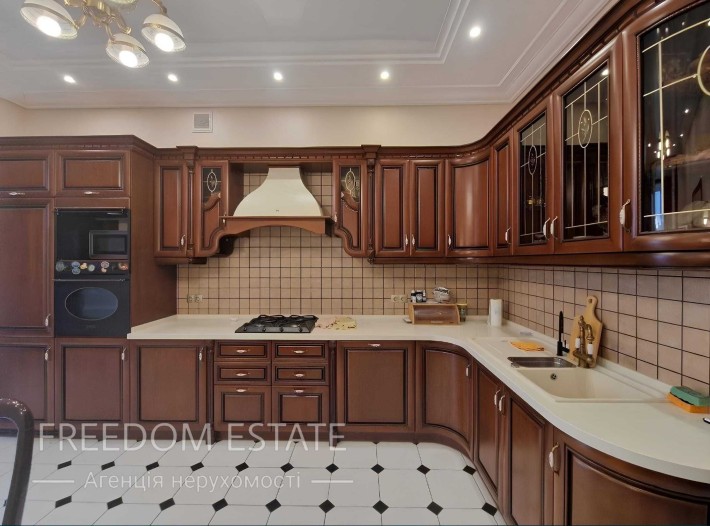 150тыс.$‼️ ПРОДАЖА‼️Капитальная квартира 130м2 в центре в клубном доме - фото 1