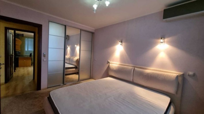 В продаже 3 комнатная квартира 65 м2,пр. Людвига Свободы,Алексеевка VI - фото 1