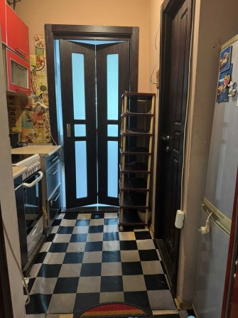 ЭКСКЛЮЗИВ!!! Продам 1 ком. гостинку  со своими удобствами на Одесской - фото 1
