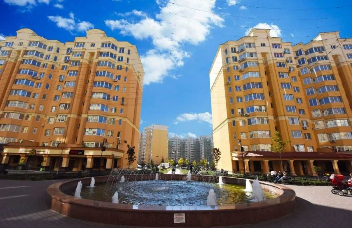 Продам 2-кімнатну квартиру з меблями у Софіївській Борщагівці без % - фото 1