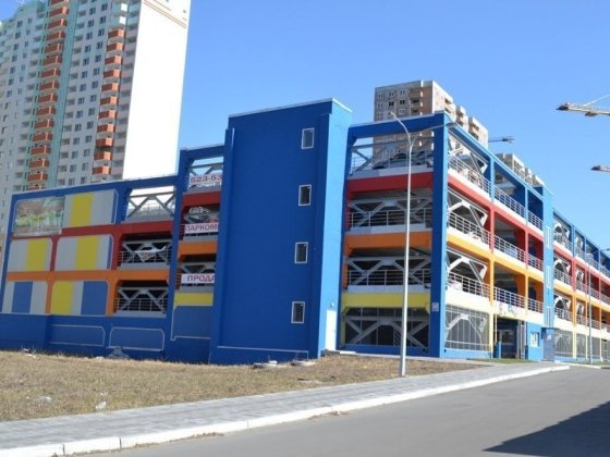 Паркинг Осокорки Дарницкий рн. ЖК Патриотика Ул. Русовой, 9 Київ