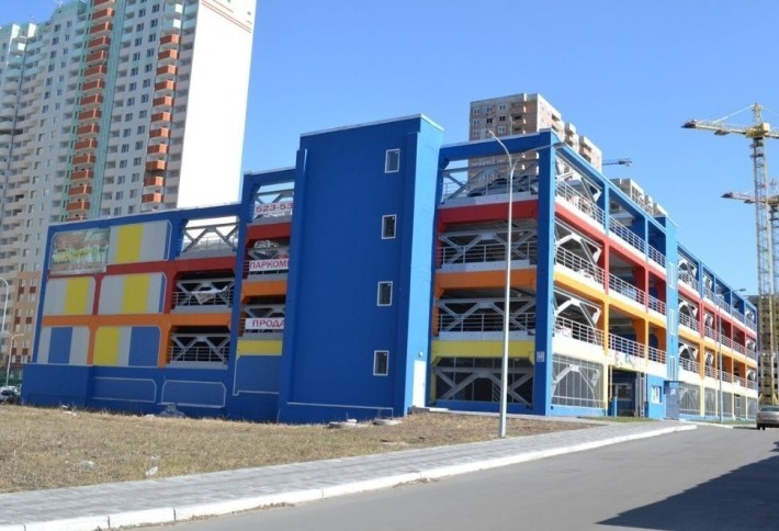 Паркинг Осокорки Дарницкий рн. ЖК Патриотика Ул. Русовой, 9 - фото 1