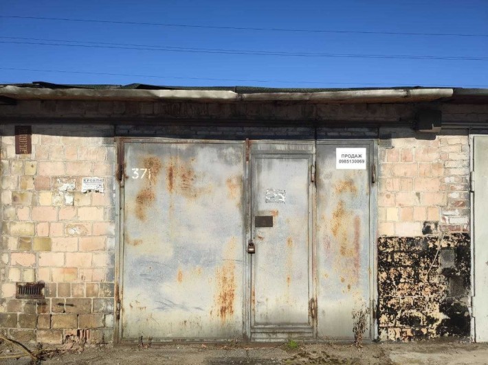 Продам цегляний гараж з підвалом, ГК Богатирський, Лугова 16, Оболонь - фото 1