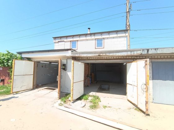 Гараж спарений 2шт, 111квм работала Малярка Сто Пуховская Военавто 2 Київ