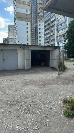 Продам капитальный гараж на Рабочей с адресом и документами - фото 1