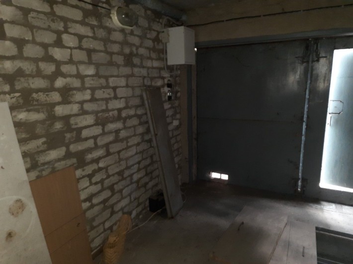 Продаж гаража по вул. Олександра Кониського(Тургеневська) 16 - фото 1
