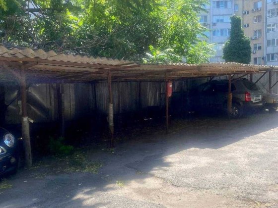 Продам   паркоместо на 6 ст фонтана Одеса