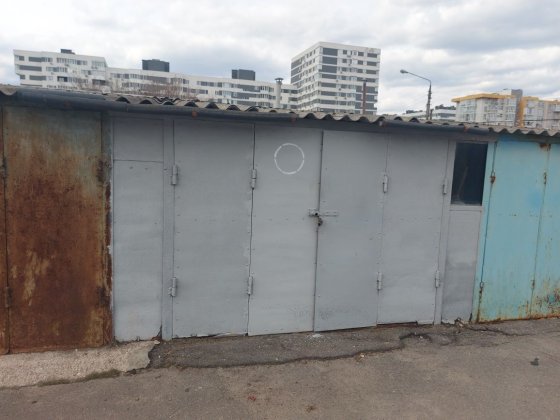 Продам гараж возле метро Дворец Спорта Харків
