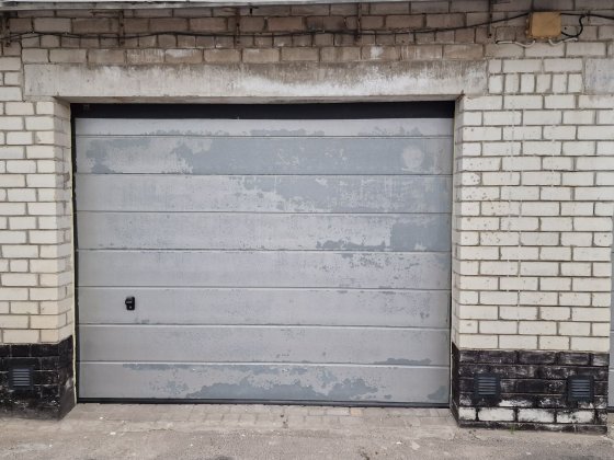 Гараж с ролетными воротами Харків