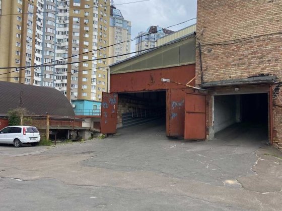 Лівобережна. Продам гараж у гаражному комплексі, Сверстюка, 52-А. Київ
