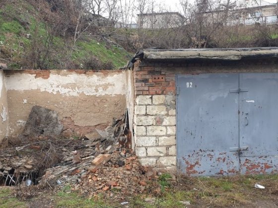 Продам гараж,размер 6×4метра,район,Достоевского,Коротченко,Котеджи Первомайськ