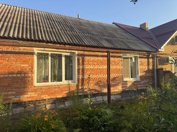 Продам Пол Дома 98.30 м2 Станица Луганская - фото 1