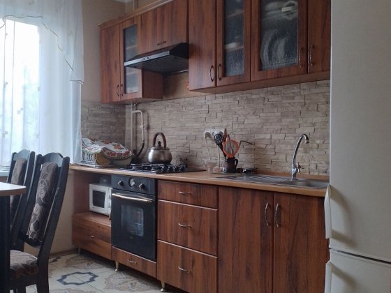 Продам 4к кв. Героев Сталинграда 13 Луганськ