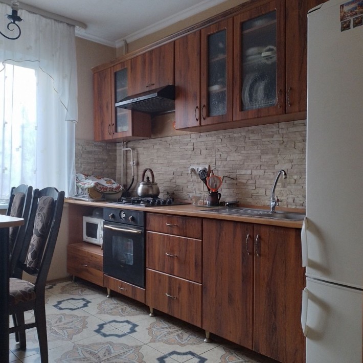 Продам 4к кв. Героев Сталинграда 13 - фото 1