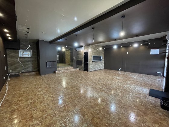 Оренда фасадного приміщення по вул. Конякіна