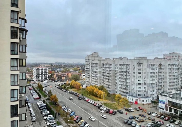 Продаж 2-к. кв., вул Самійла Кішки 10\1, Голосіївський район. - фото 1