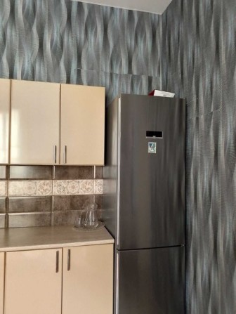 Продам квартиру з подвір'ям центрі міста. Терміново - фото 1