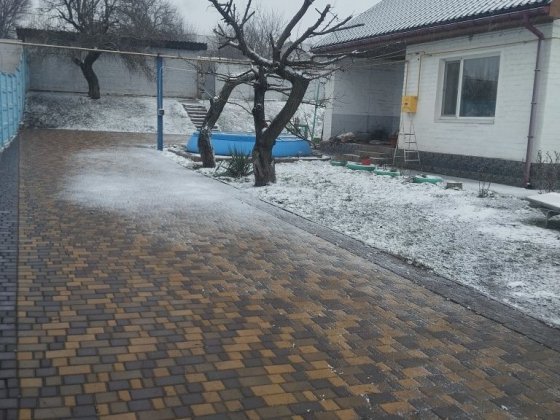 Дім за містом з хоздвором для бізнеса Александрия