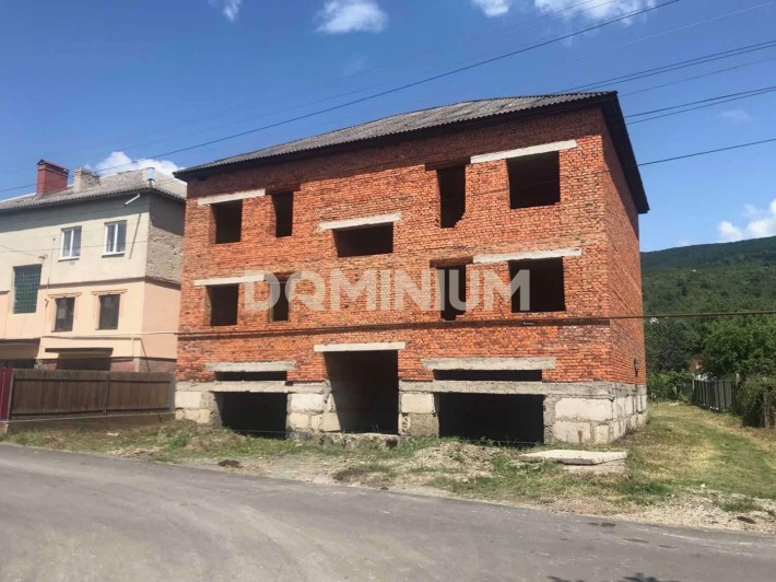 Продаж.Будинок під інвестиції чи власне житло м.Виноградів - фото 1