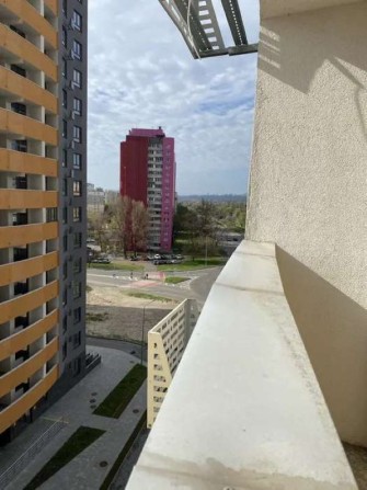 Продаж 1 квартири вул.Кибальчича 1, ЖК Райдужний - фото 1