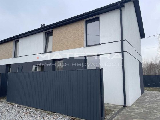 Продаж будинку-дуплексу в КМ СОСНОВИЙ МАЄТОК, закрита територія Боярка