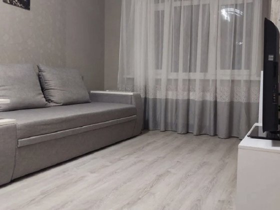 Продаж 1 к квартири (євродвушка) на вул. Рея Бредбері, 2. метро Васильківська Киев