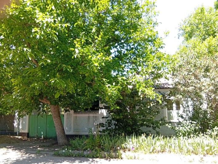 Продам будинок по вулиці Садовій - фото 1