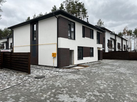 Сучасний дуплекс 190 м2, три поверхи з повноцінним цоколем. Гостомель