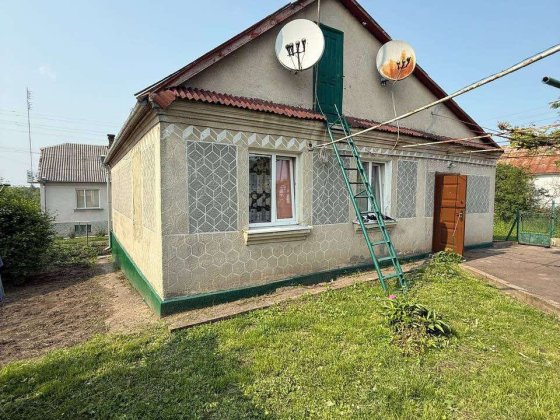 Будинок в районі Сушильного Дубно