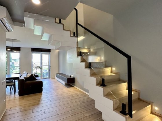 Апартаменти таунхаусу з ремонтом у Гостомелі , поруч з озером. Гостомель