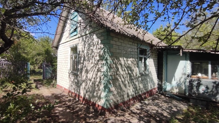 Продам дачу в Чемужовке (ЖД Аксютовка) Змиевской район - фото 1