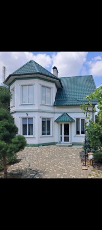 Затишний будинок у центрі - фото 1