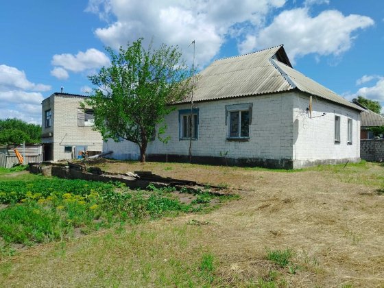 Будинок м.Зміїв, р-н Бумажної Фабрики Змиев