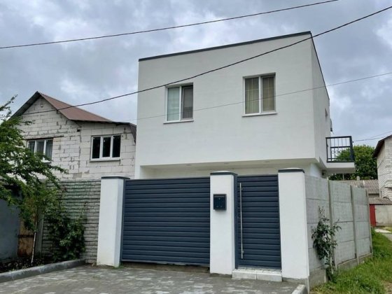 Окремий будинок у центрі міста! Сучасний і комфортний! Черноморск