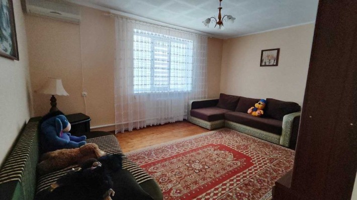 Продам 2этажный дом в г. Черноморск - фото 1