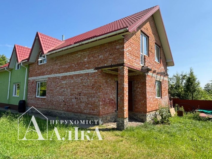 Продам двоповерхову частину будинку з власною територією - фото 1